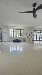 Lorong 107 Changi (D15), Terrace #477131571